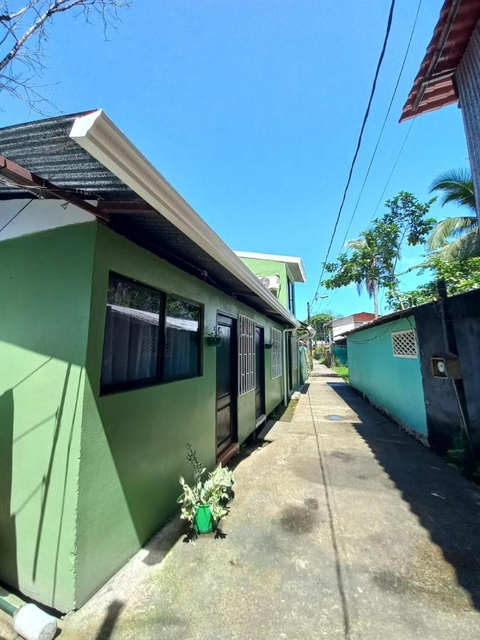 Apartamentos Caiman Tortuguero Εξωτερικό φωτογραφία